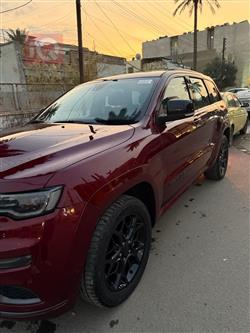 جیپ گراند شیرۆکی